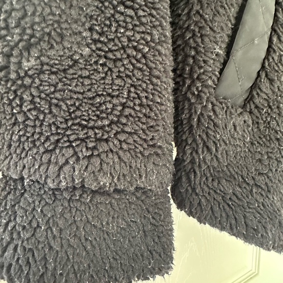 Alo Sherpa Jacket size s - Picture 6 of 8